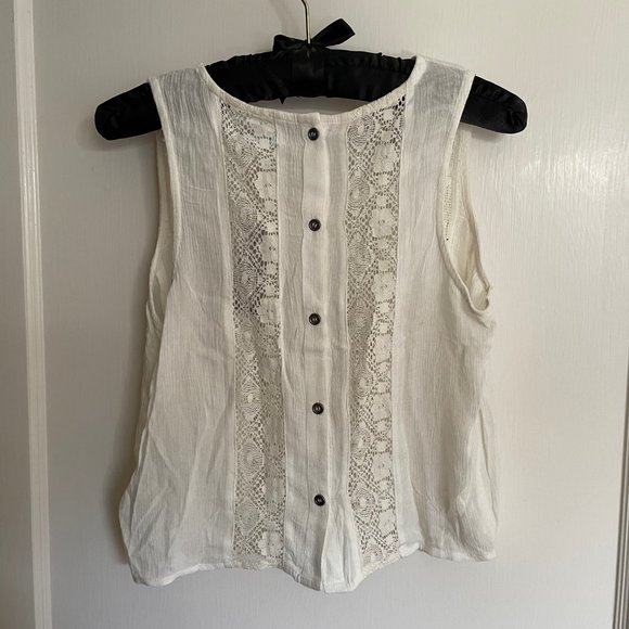 Kimchi Blue Cream Lace Sleeveless Top - Picture 2 of 3
